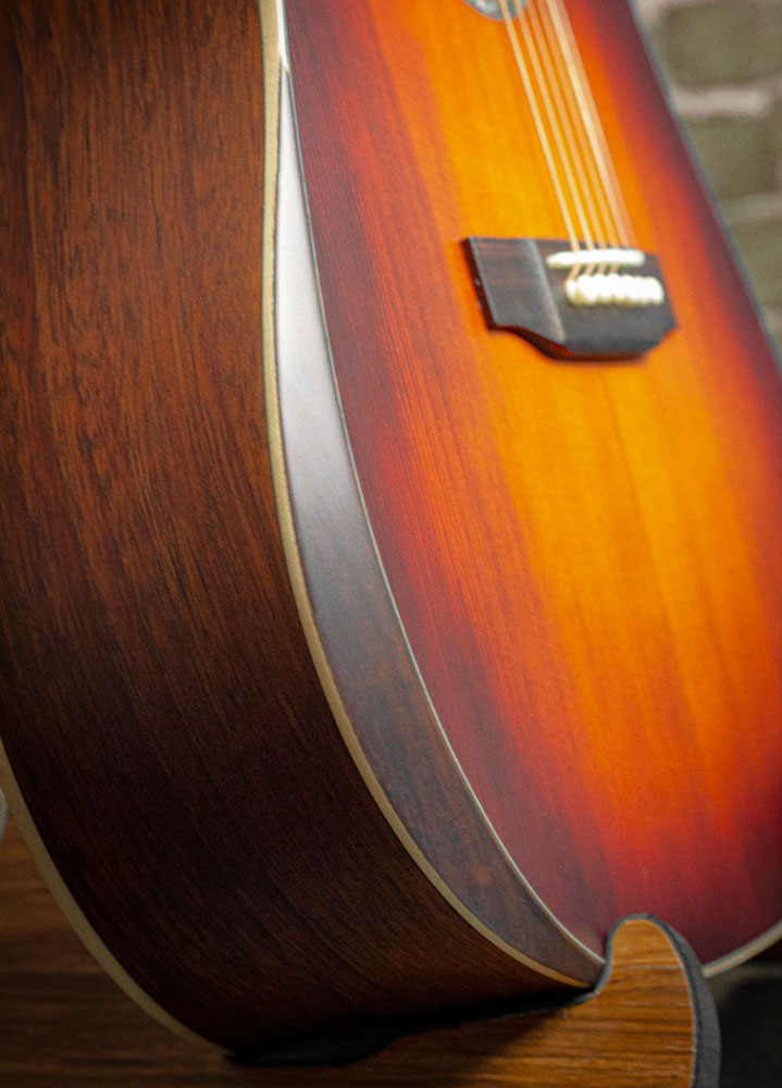 Z380 - Spruce & Mahogany Acoustic - Elite Series