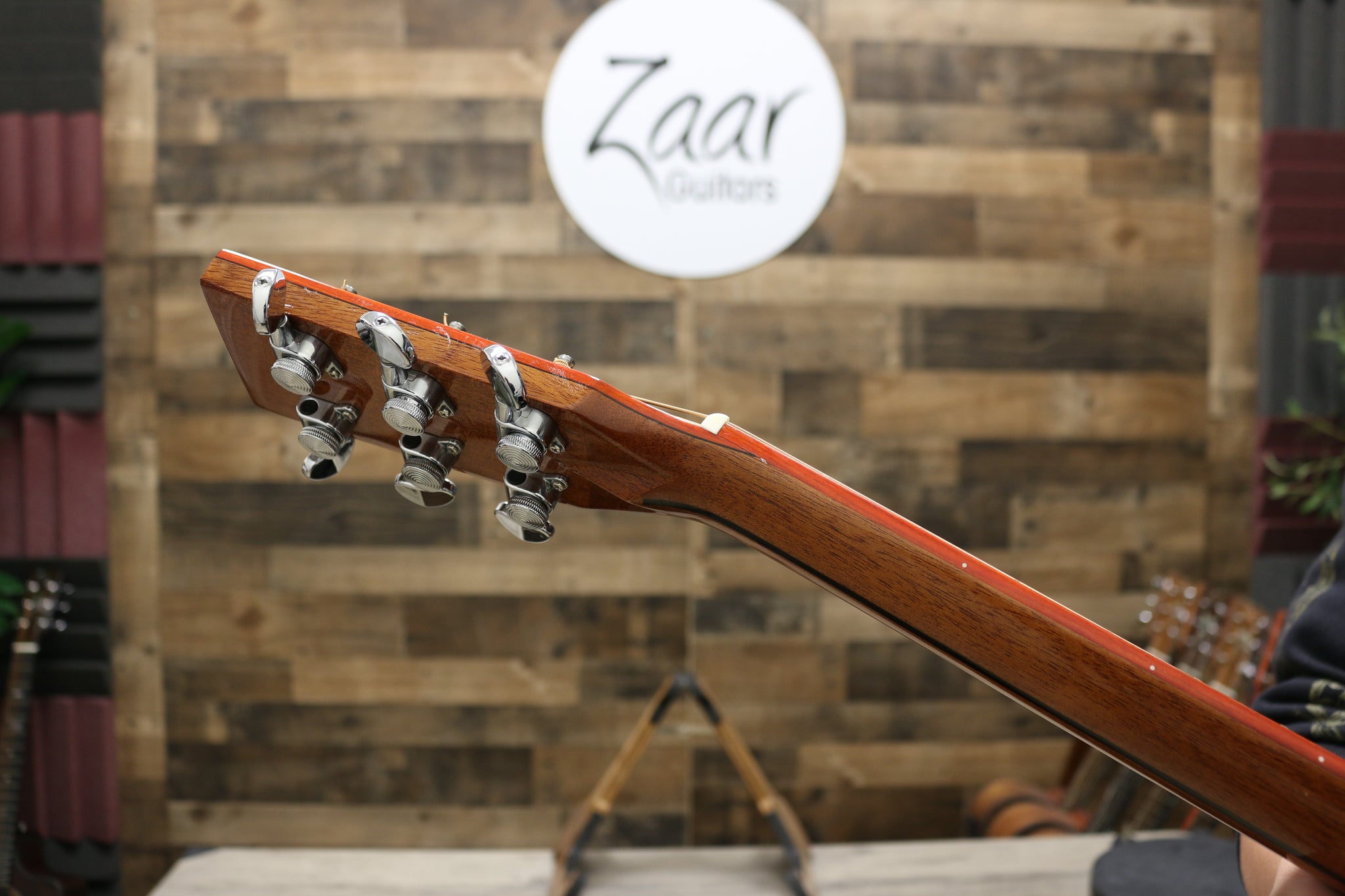 Zaar with Scars - Z420E